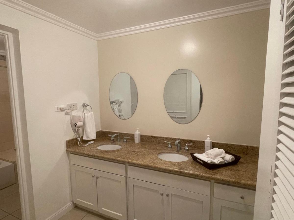 Hummingbird Retreat - Luxury Oceanview Apt, 7-Minute Walk To Beach Ocho Rios Kültér fotó